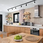Pamboo Terravine House By Nomads *