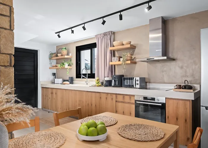 Pamboo Terravine House By Nomads *