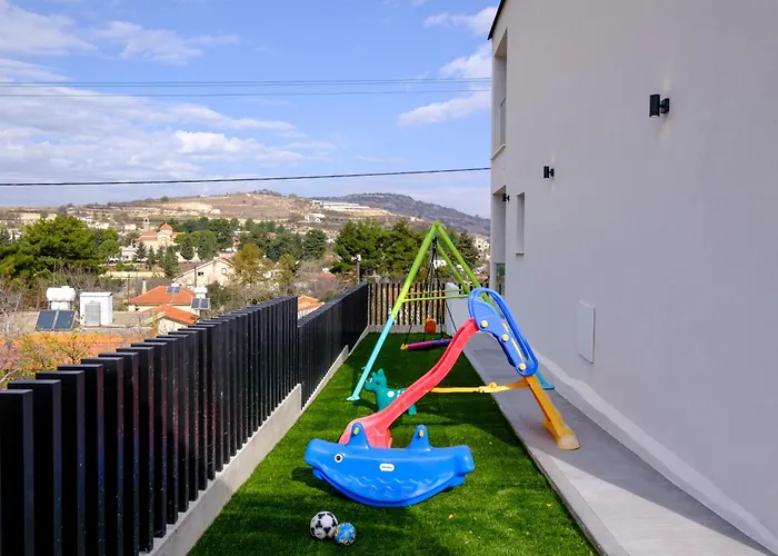 Pamboo Terravine House By Nomads